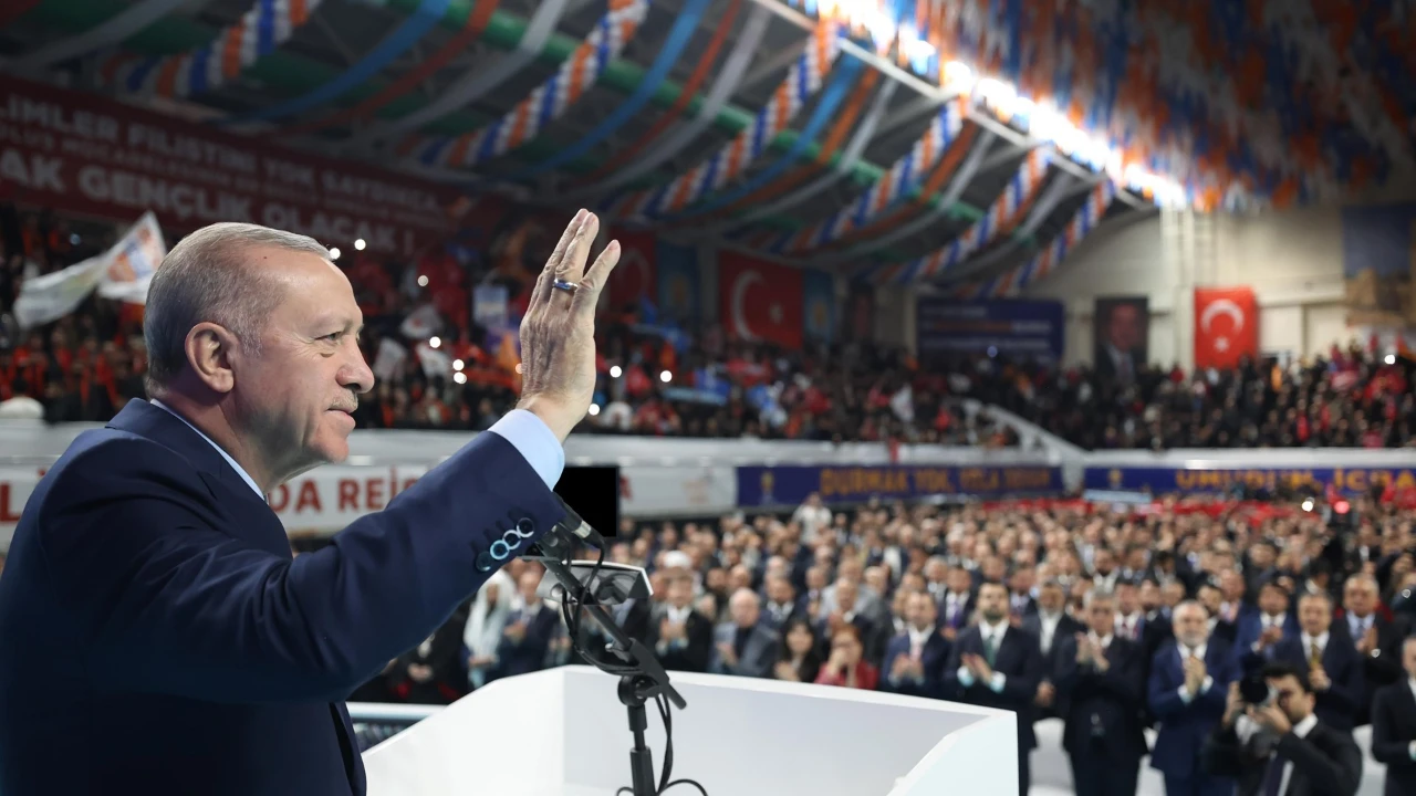 Cumhurbaşkanı Recep Tayyip Erdoğan, AK Parti’nin 8. Olağan Büyük Kongresi’nin