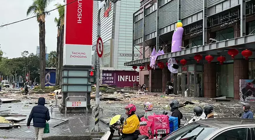 Tayvan’ın Taichung şehrinde bulunan Shin Kong Mitsukoshi alışveriş merkezinin 12.