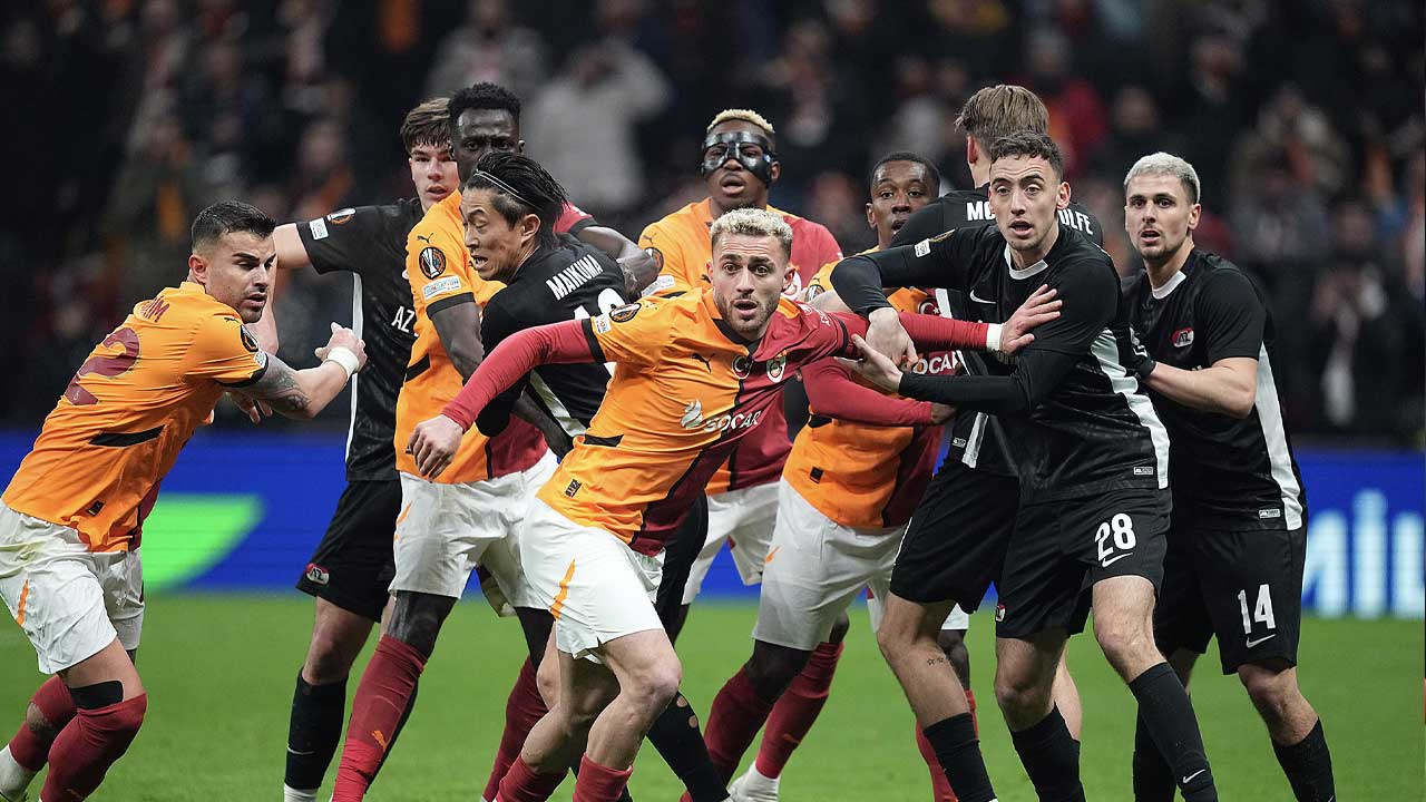 UEFA Avrupa Ligi play-off rövanş maçında Galatasaray, AZ Alkmaar'la 2-2