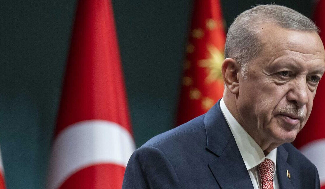 Cumhurbaşkanı Recep Tayyip Erdoğan, Cumhurbaşkanlığı Külliyesi'nde düzenlenen Kabine Toplantısı'nın ardından