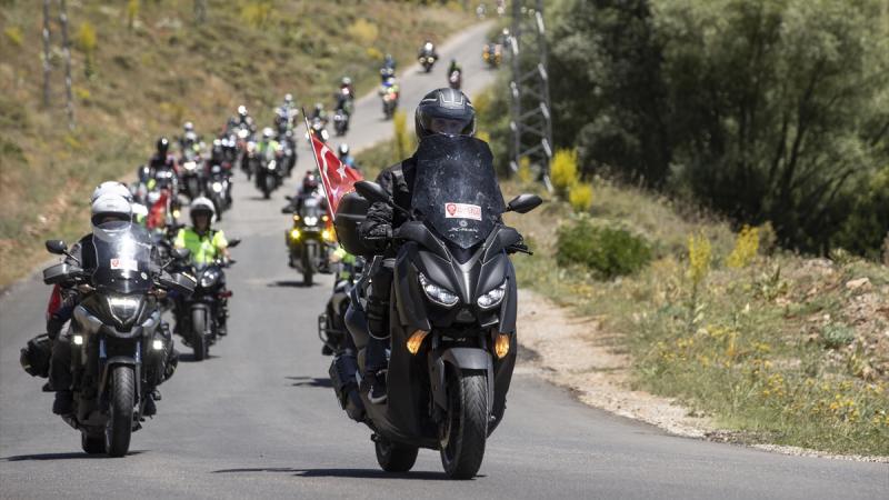 İçişleri Bakanı Ali Yerlikaya, motosiklet kazalarının önlenmesine yönelik yeni düzenlemeleri