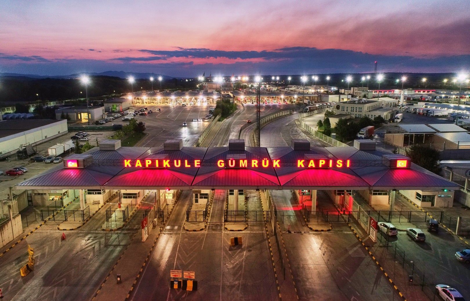 Edirne Kapıkule Sınır Kapısı’nda yapılan X-ray taramasında 93 paket halinde