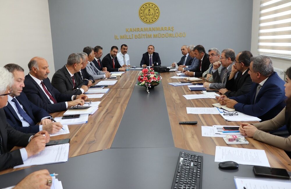 Kahramanmaraş İl Milli Eğitim Müdürü Erhan Baydur Başkanlığında Eğitim Değerlendirme