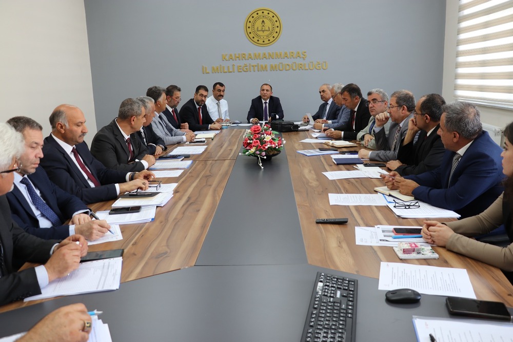 Kahramanmaraş İl Milli Eğitim Müdürü Erhan Baydur Başkanlığında Eğitim Değerlendirme