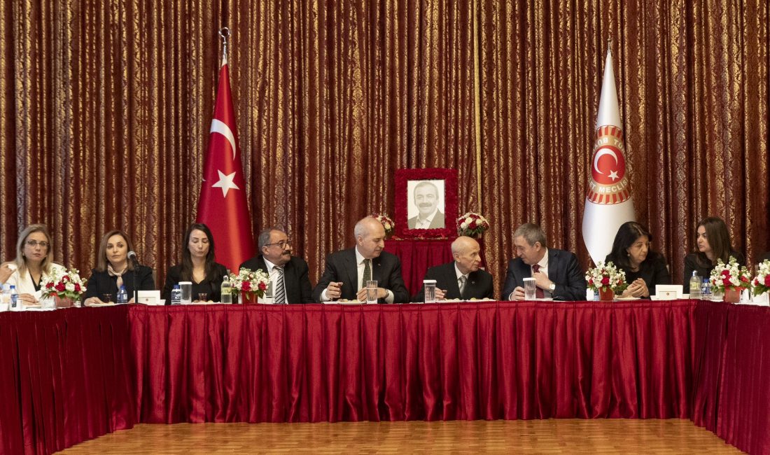ANKARA-BHA Kadıköy’de apartman dairesinde çıkan yangında bir kişi hayatını kaybetti