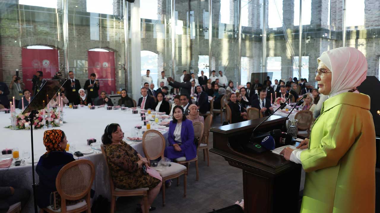 Cumhurbaşkanı Recep Tayyip Erdoğan’ın eşi Emine Erdoğan, Aile ve Sosyal