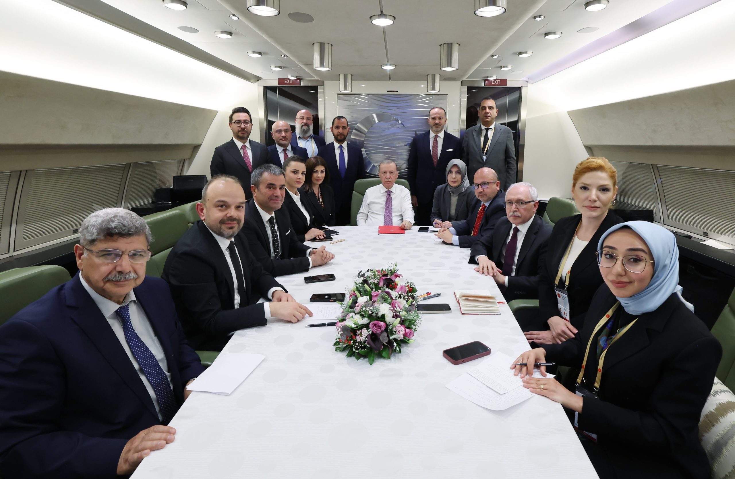 Cumhurbaşkanı Recep Tayyip Erdoğan, Macaristan ziyareti dönüşü uçakta gazetecilerin sorularını