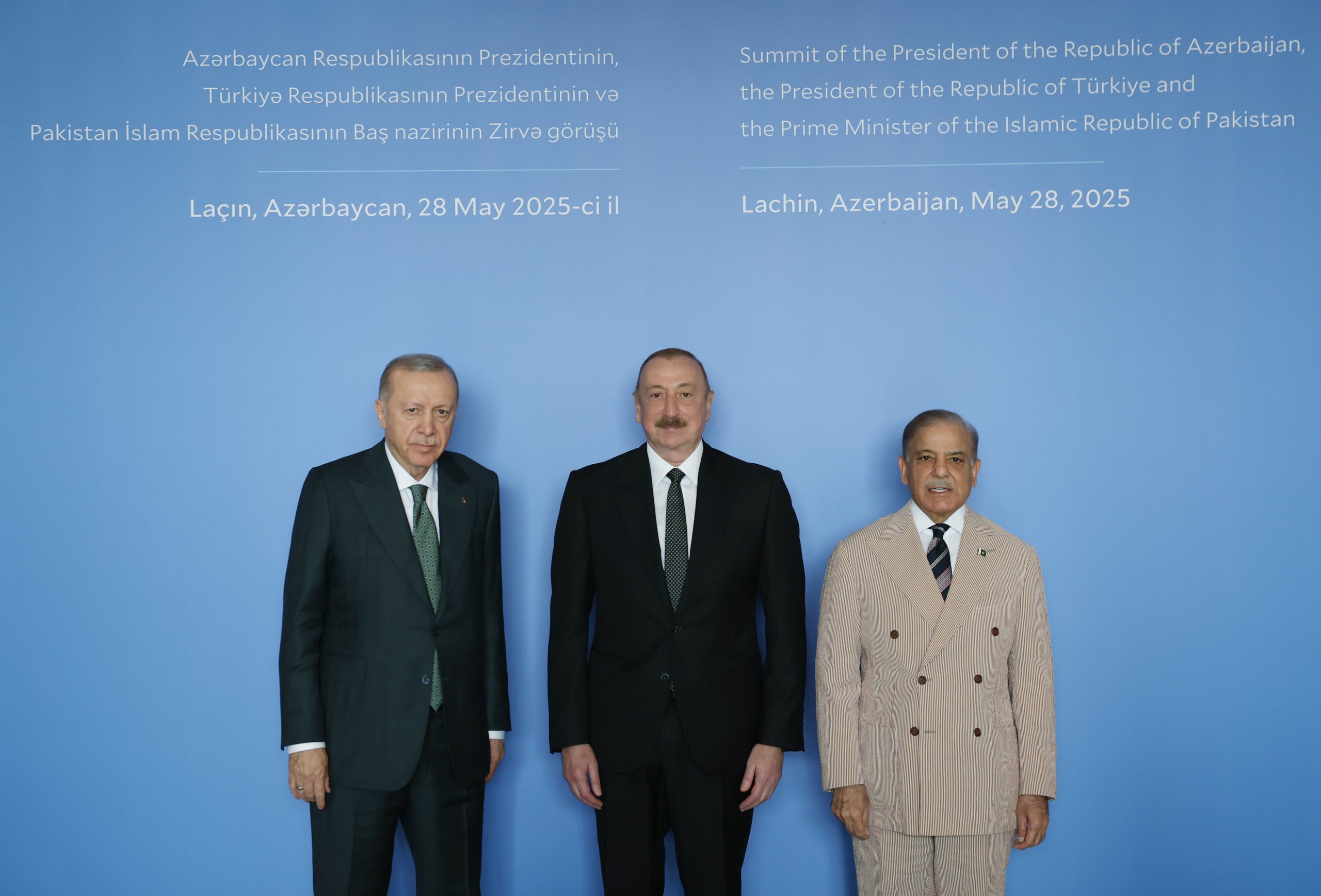 Azerbaycan'ın Bağımsızlık Günü kutlamalarına katılmak üzere Laçın’a giden Cumhurbaşkanı Recep