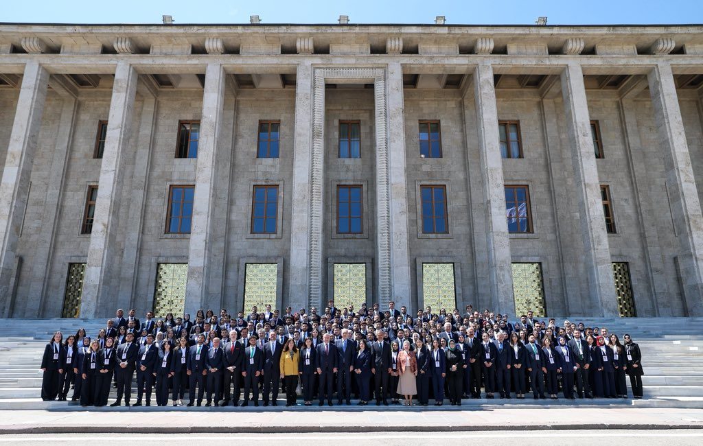 İstanbul trafiği 2024’te 105 saat kayıp zaman yaratırken, 97 bin