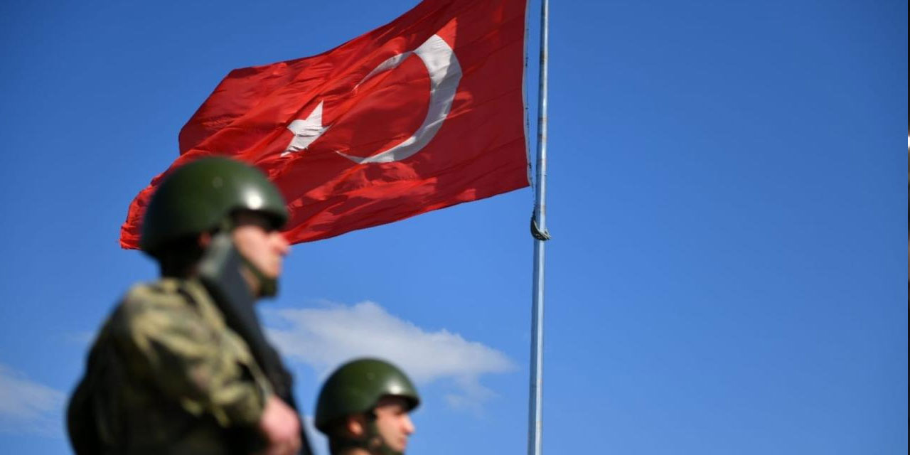 Ankara İl Jandarma Komutanlığı'nda görevli Jandarma Astsubay Kıdemli Çavuş Emre