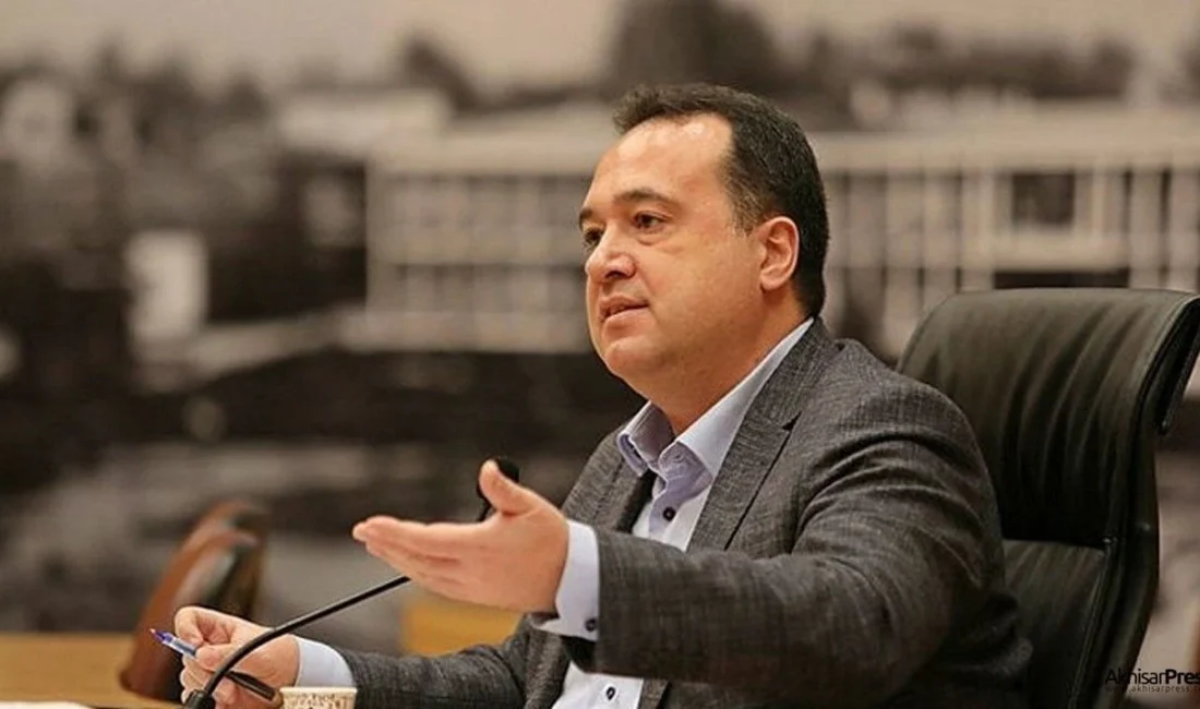 Manisa Büyükşehir Belediye Başkanı Ferdi Zeyrek’in vefatının ardından yapılan olağanüstü