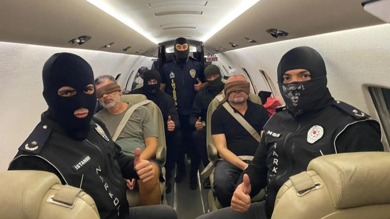 İçişleri Bakanı Ali Yerlikaya, kırmızı bültenle aranan “Don Vito” lakaplı