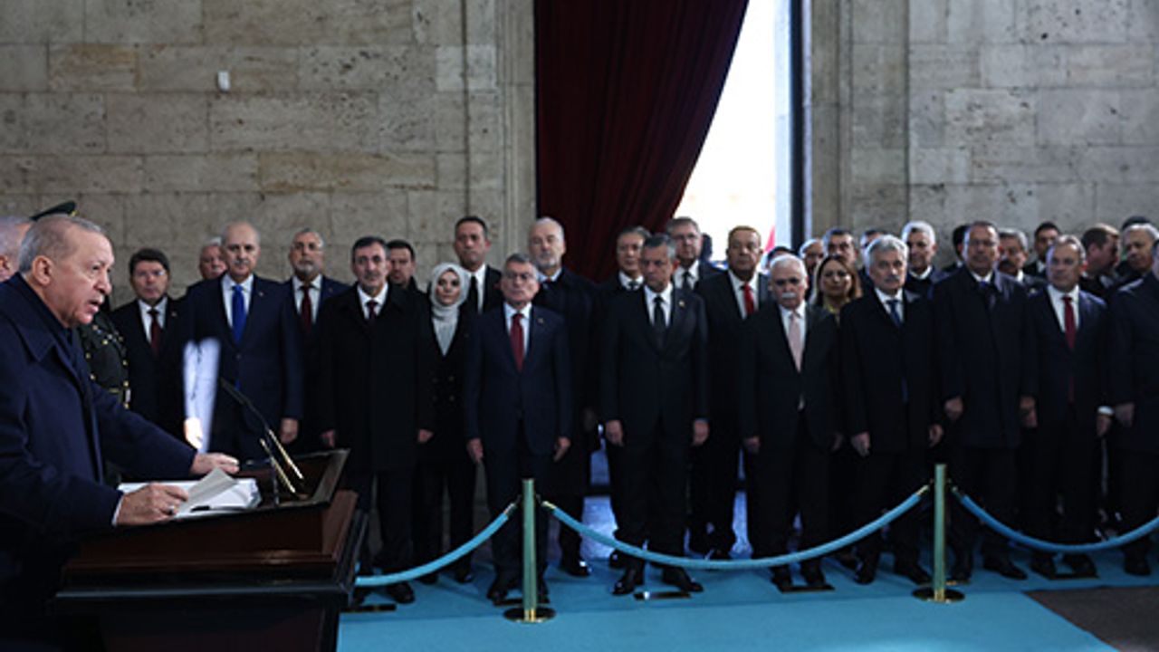 Cumhurbaşkanı Recep Tayyip Erdoğan, “Son dönemde milli günlerimizle ilgili yıkıcı,