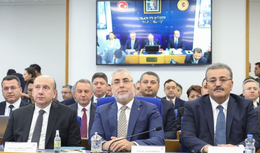 Belediyelerin “SGK’ya toplam borcu 234,2 milyar lira” Çalışma ve Sosyal Güvenlik Bakanı Vedat Işıkhan, "2025 yılı Ağustos