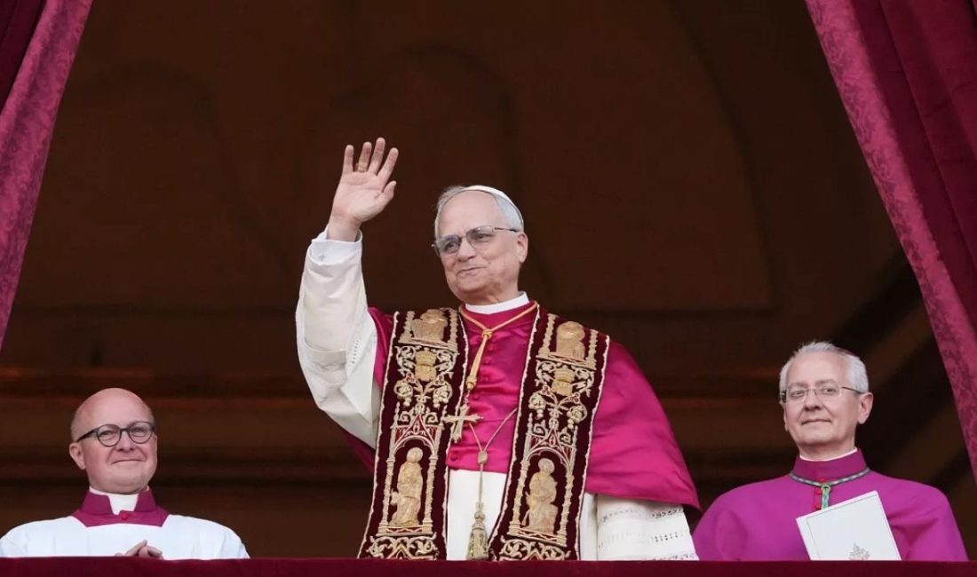 Papa 14. Leo, Ankara’daki resmi temaslarını tamamlamasının ardından dün akşam