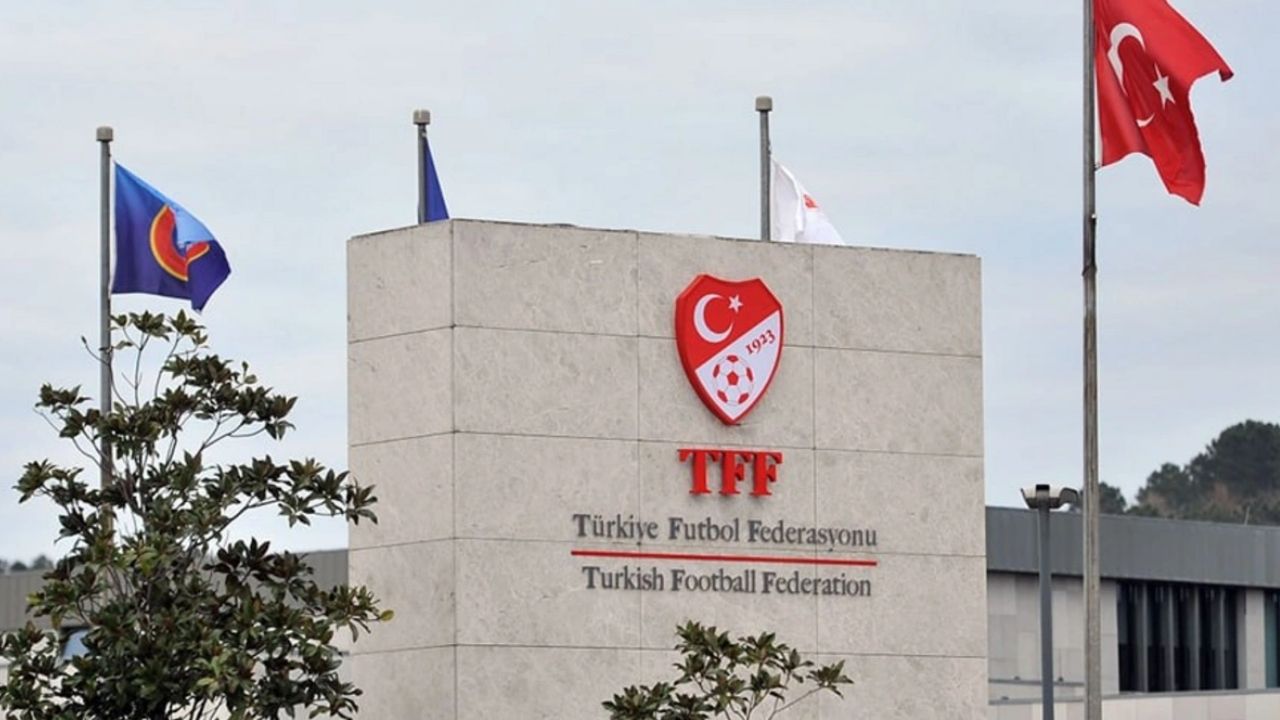Türkiye Futbol Federasyonu (TFF) Tahkim Kurulu, bahis oynadıkları gerekçesiyle ceza
