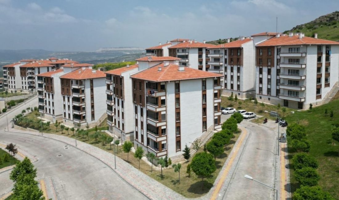 “Yüzyılın Konut Projesi” başvuruları bugün başladı Cumhuriyet tarihinin en büyük sosyal konut hamlesi olan “Yüzyılın Konut