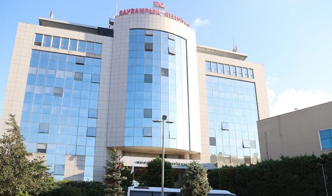 İstanbul’da Bayrampaşa Belediyesi’ne yönelik yürütülen yolsuzluk soruşturması kapsamında 12 kişi