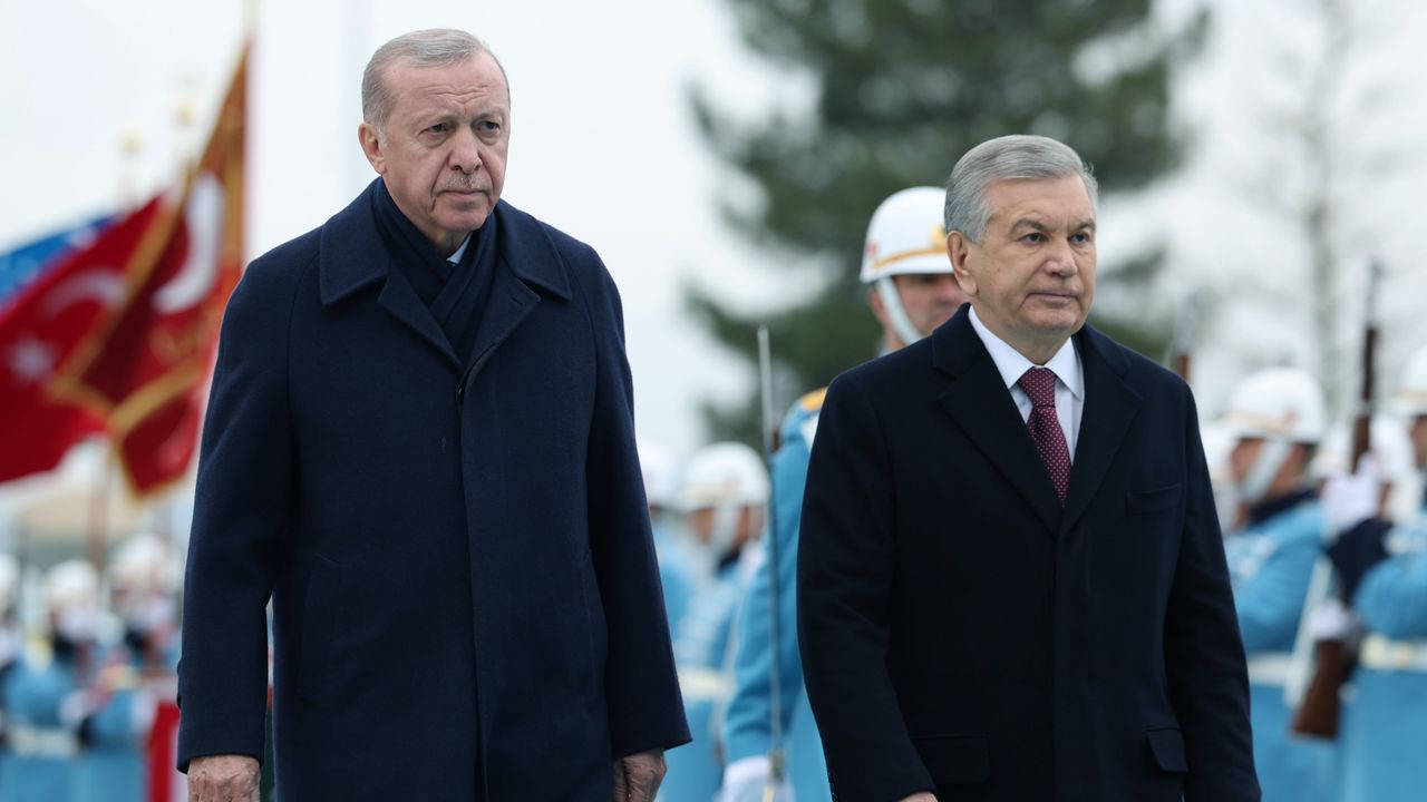 Cumhurbaşkanı Recep Tayyip Erdoğan, Türkiye’ye resmi ziyarette bulunan Özbekistan Cumhurbaşkanı