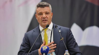 İSTANBUL-BHA Camiadaki birlik ruhunun altını çizen Saran, kısa sürede güçlü