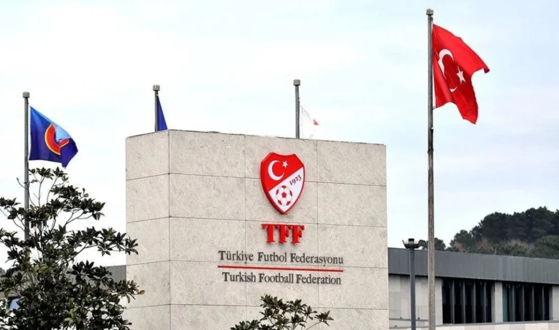Süper Lig’de üç kulübe PFDK’dan para cezası ANKARA – BHA Federasyondan yapılan açıklamaya göre kurul, Fenerbahçe’ye Ziraat