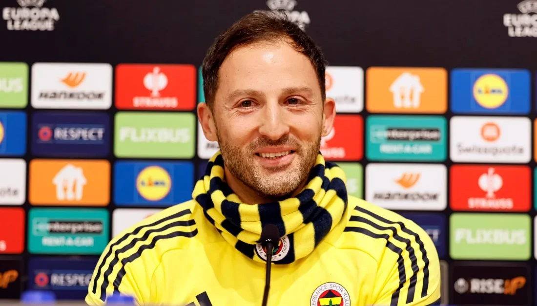 Tedesco’dan savunma açıklaması: “Karar henüz net değil” İSTANBUL-BHA Basın toplantısında konuşan teknik adam, sakatlıkların planlarını zorlaştırdığını ancak