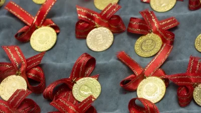 ANKARA-BHA Dün 7 bin lira seviyelerine kadar gerileyen gram altın,