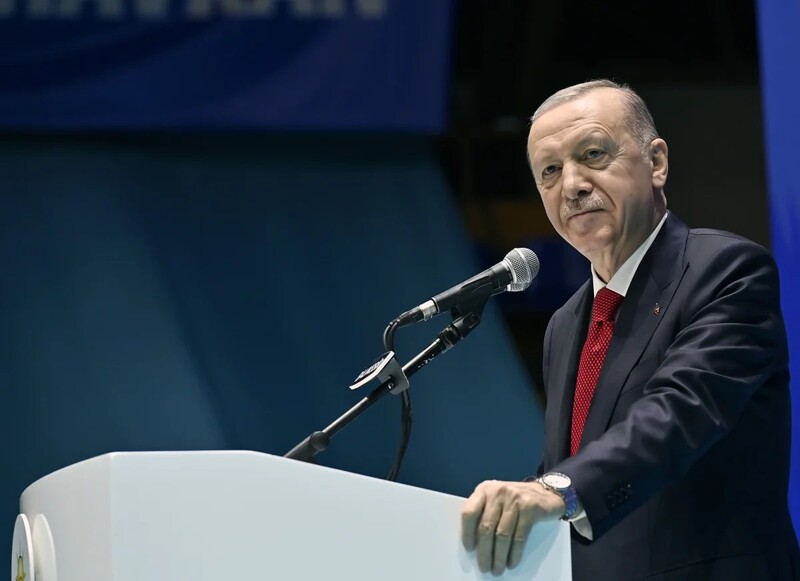 Cumhurbaşkanı Recep Tayyip Erdoğan, "Bizim safımız sulhtan yanadır. Tek arzumuz
