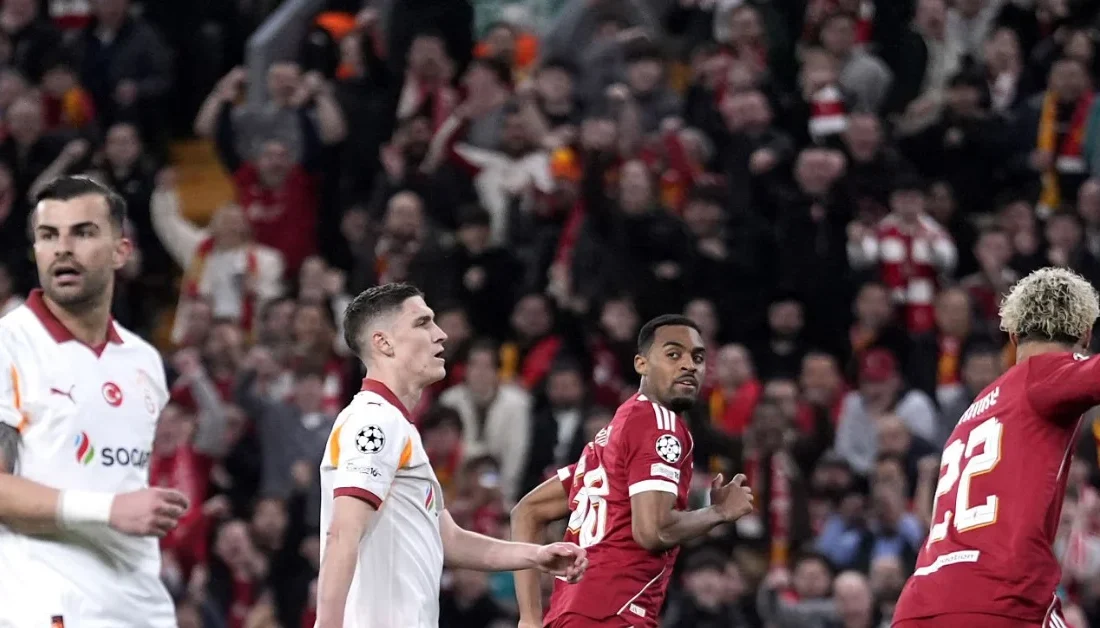 Galatasaray, Anfield’da ağır yenilgiyle Devler Ligi’ne veda etti İSTANBUL-BHA İlk maçı 1-0 kazanan sarı-kırmızılılar, Anfield’da oynanan rövanşta 4-0