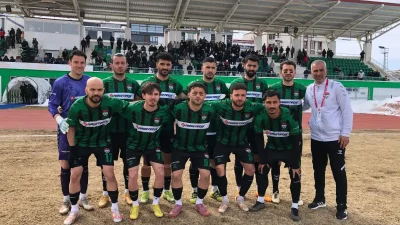 Kars Şehir Stadyumu’nda oynanan karşılaşma hem sahadaki mücadele hem de