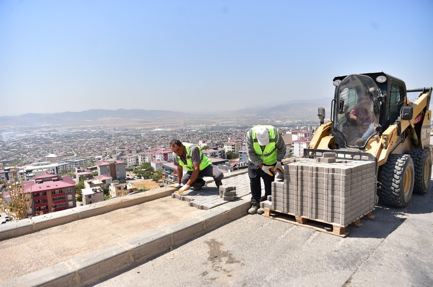 Dulkadiroğlu Belediyesi, ilçe genelinde üstyapı çalışmalarını planlı ve programlı şekilde