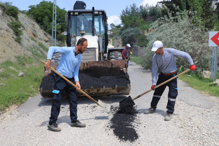 Dulkadiroğlu Belediyesi, ilçe genelinde ulaşım güvenliğini artırmak ve yol konforunu