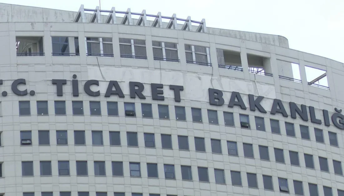 Ticaret Bakanlığı’ndan yanıltıcı reklamlara 122 milyon liralık ceza ANKARA-BHA Kurulun 14 Mayıs 2026 tarihinde gerçekleştirilen 369 sayılı toplantısında