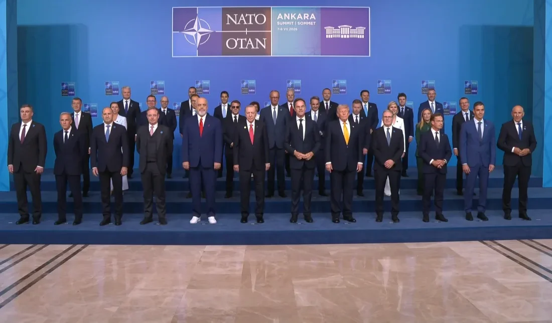 NATO Zirvesi’nde liderlerden aile fotoğrafı ANKARA – BHA Cumhurbaşkanı Recep Tayyip Erdoğan ile Mark Rutte,