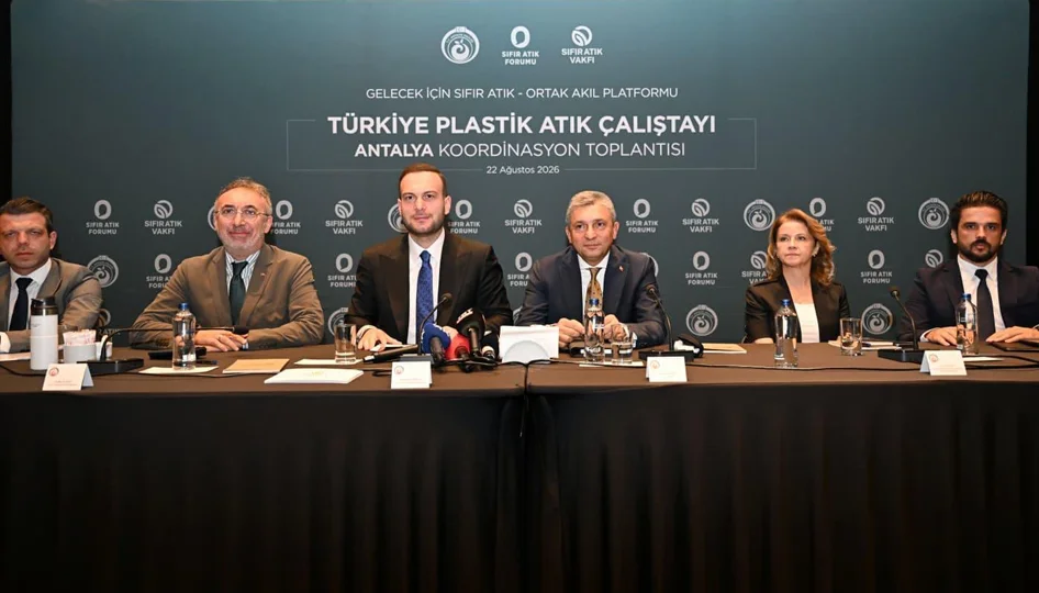 Antalya’da plastik atıklar için ortak akıl toplantısı ANTALYA – BHA İstanbul’da 31 Ağustos-1 Eylül tarihlerinde gerçekleştirilecek Plastik