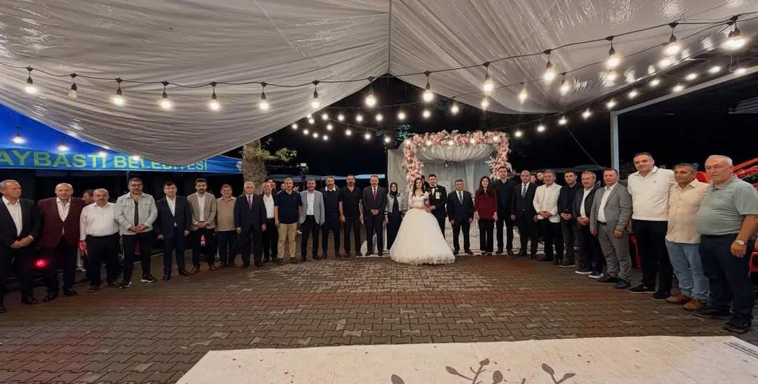 Aybastı’da düğün davetiyesi tartışması: Aileden açıklama geldi ORDU – BHA Aileden yapılan açıklamada, söz konusu görselin üçüncü