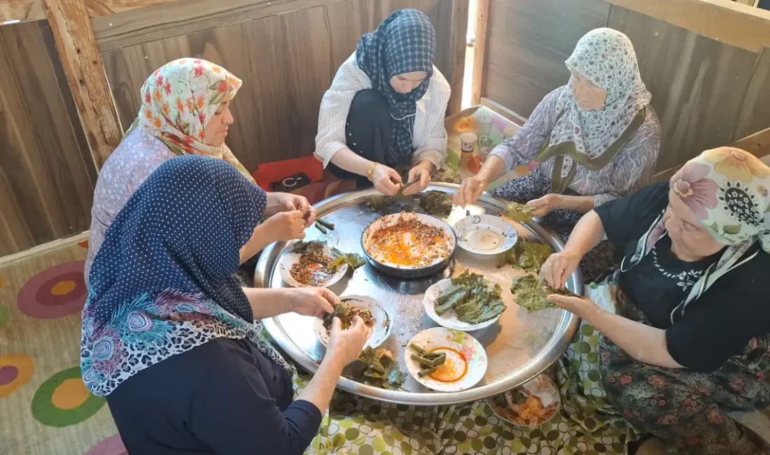 Beypazarı’nda düğün hazırlıkları imece usulüyle sürüyor YAŞAR TONBAK / ANKARA – BHA Beypazarı’nda geçmişten günümüze sürdürülen