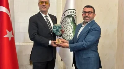 Milletvekili Çalkın, Kars Valisi Ziya Polat ile birlikte Karslı Devlet