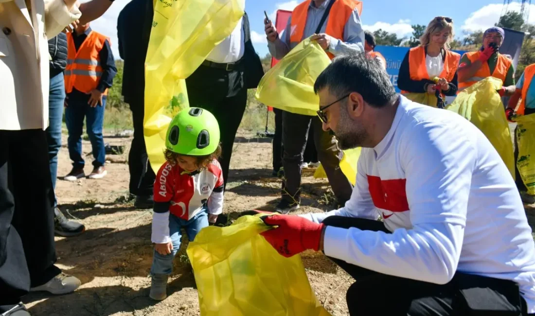 AKK Başkanı Halil İbrahim Yılmaz’dan Dünya Temizlik Günü mesajı ANKARA – BHA Temiz bir kentin yalnızca çevre düzeniyle değil,