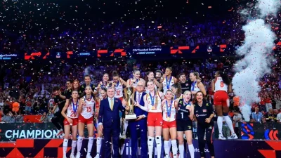 Bakan Bak Avrupa Şampiyonu Filenin Sultanları’nı kutladı ANKARA – BHA Bakan Bak, tebrik mesajında şu ifadelere yer