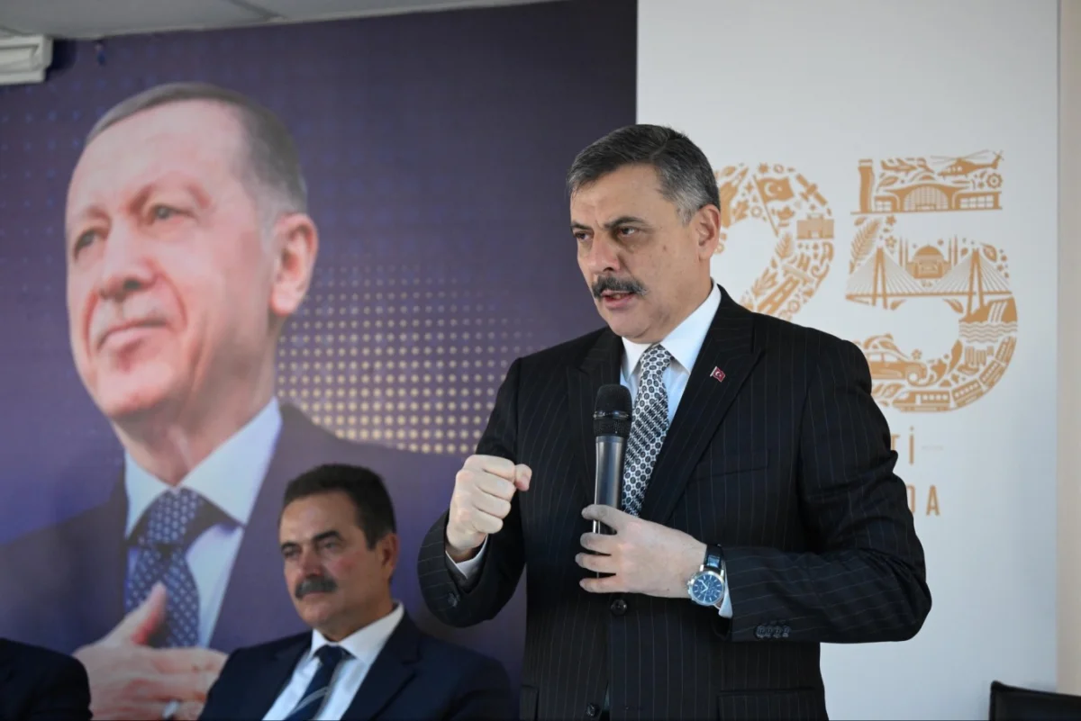 Suç şebekeleri yurt dışına kaçarak kurtulacaklarını sanmasınlar AMASYA – BHA Türkiye Yüzyılı Buluşmaları programı kapsamında Amasya’ya gelen İçişleri