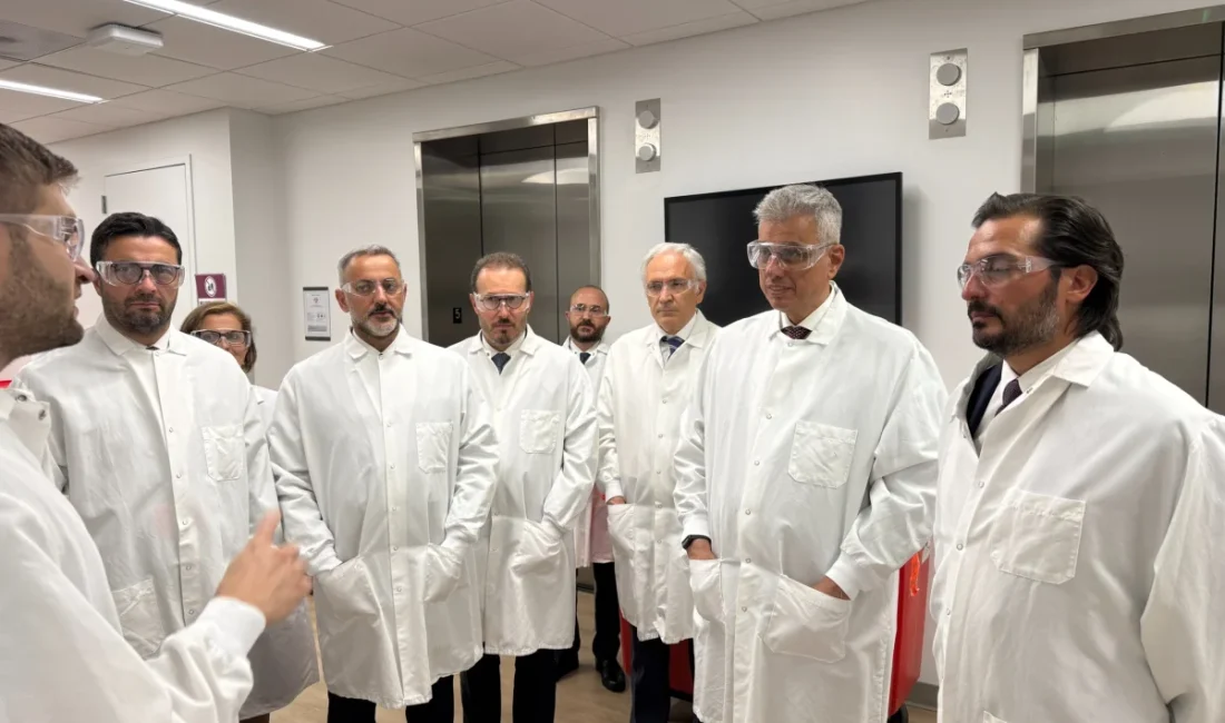 ANKARA – BHA Sağlık Bakanı Prof. Dr. Kemal Memişoğlu, Amerika