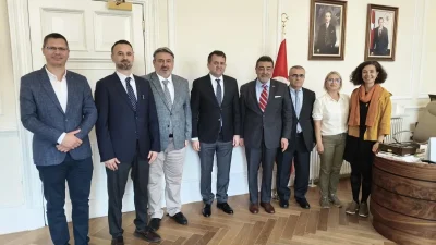 ADANA – BHA Çukurova Üniversitesi heyetinin Edinburgh’daki ilk temaslarından biri