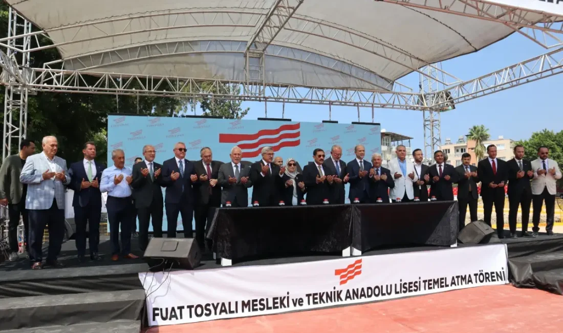 HATAY – BHA Hatay Protokolünün katıldığı törende lisenin detayları hakkında