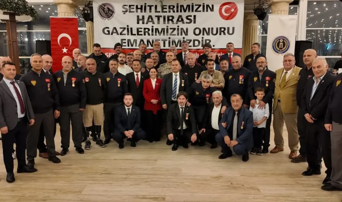 Gazilerimiz milletimizin huzuru için canını ortaya koymuş kahramanlarımızdır ANKARA – BHA İstiklal Marşı’nın okunması ve Kur’an-ı Kerim tilavetiyle