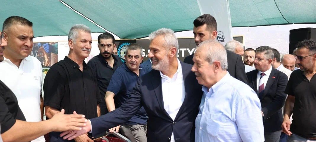 HBB Başkanı ÖNTÜRK: “Devlet tüm gücüyle Hatay’da” HATAY – BHA Hatay Büyükşehir Belediye Başkanı Mehmet Öntürk, Dörtyol