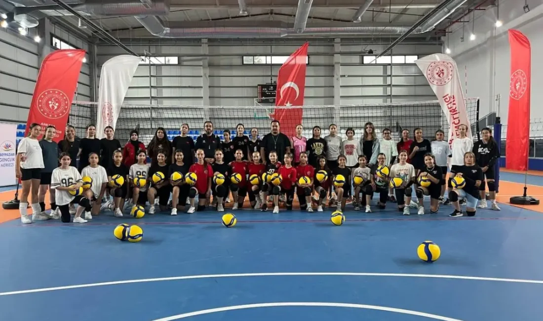 Beypazarı’nda yeni spor salonunda ilk antrenman yapıldı YAŞAR TONBAK – BHA İlk antrenmana ilçedeki sporcular katılırken, yeni