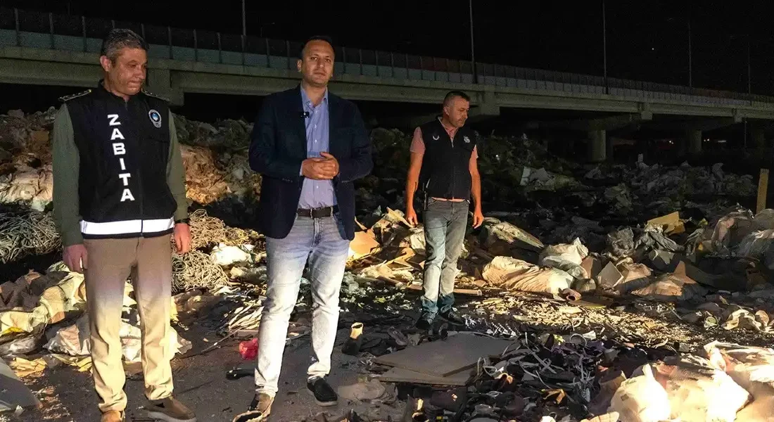 İzmir Bornova’da kaçak moloza karşı denetimler artırıldı
İZMİR – BHA
Bornova Belediyesi, ilçede kaçak