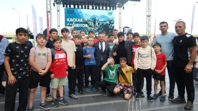RİZE – BHA Yarışta mücadele edecek sporcular, Rize’de düzenlenen programda