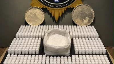 Malatya’da sokak satıcılarına yönelik düzenlenen operasyonda, yaklaşık 18 bin 500